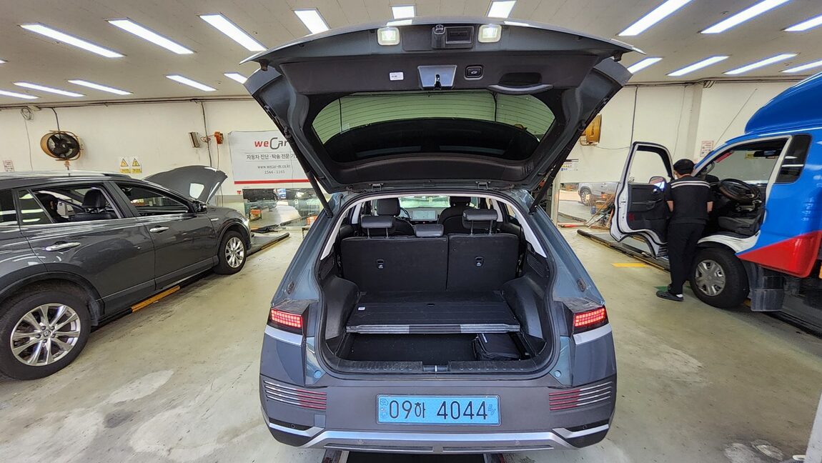 HYUNDAI IONIQ 5 EV AWD LONG RANGE EXCLUSIVE 2023 - zdjęcie 15