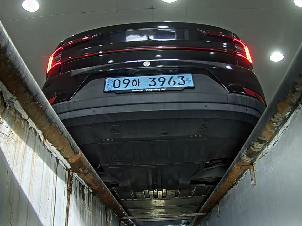 POLESTAR POLESTAR 2 LONG RANGE SINGLE MOTOR 2023 - zdjęcie 8