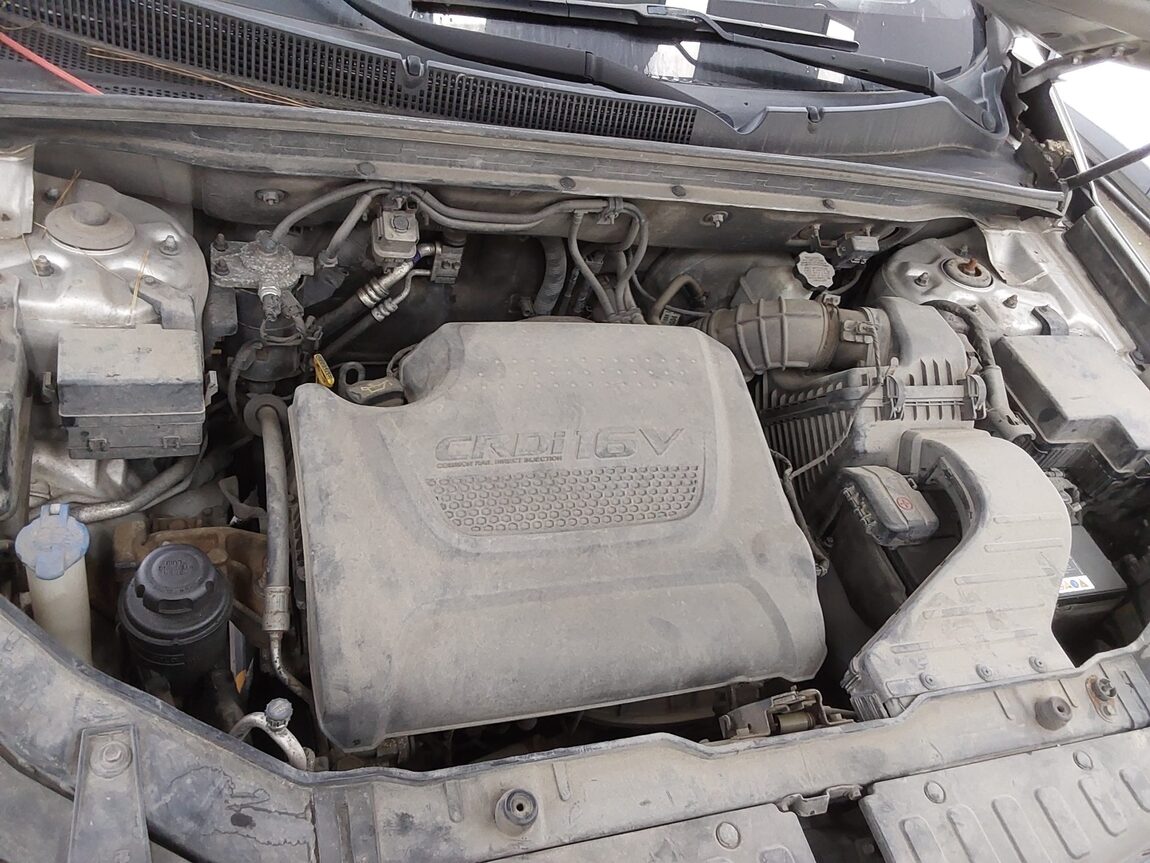 KIA SORENTO R DIESEL 2.0 2WD LIMITED PREMIUM 2011 - zdjęcie 19
