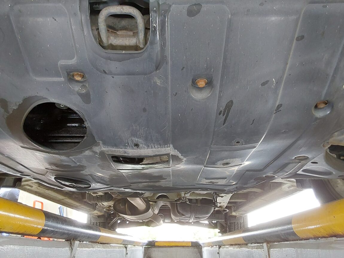 KIA SORENTO R DIESEL 2.0 2WD LIMITED PREMIUM 2011 - zdjęcie 20