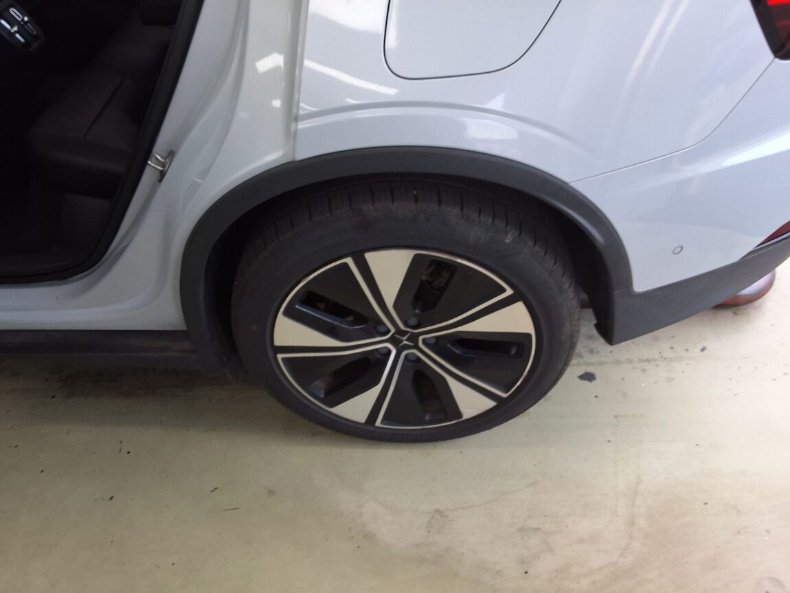 POLESTAR POLESTAR 2 LONG RANGE SINGLE MOTOR 2023 - zdjęcie 23