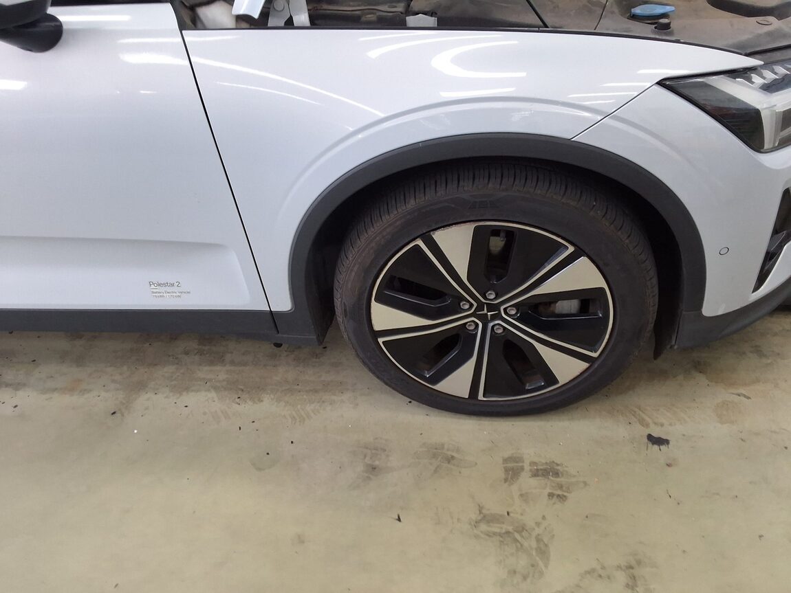 POLESTAR POLESTAR 2 LONG RANGE SINGLE MOTOR 2023 - zdjęcie 24