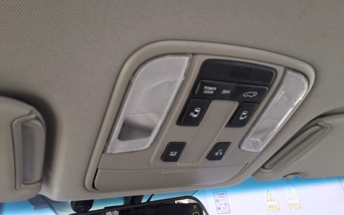 KIA ALL NEW CARNIVAL 9-SEATER DIESEL PRESTIGE 2016 - zdjęcie 20