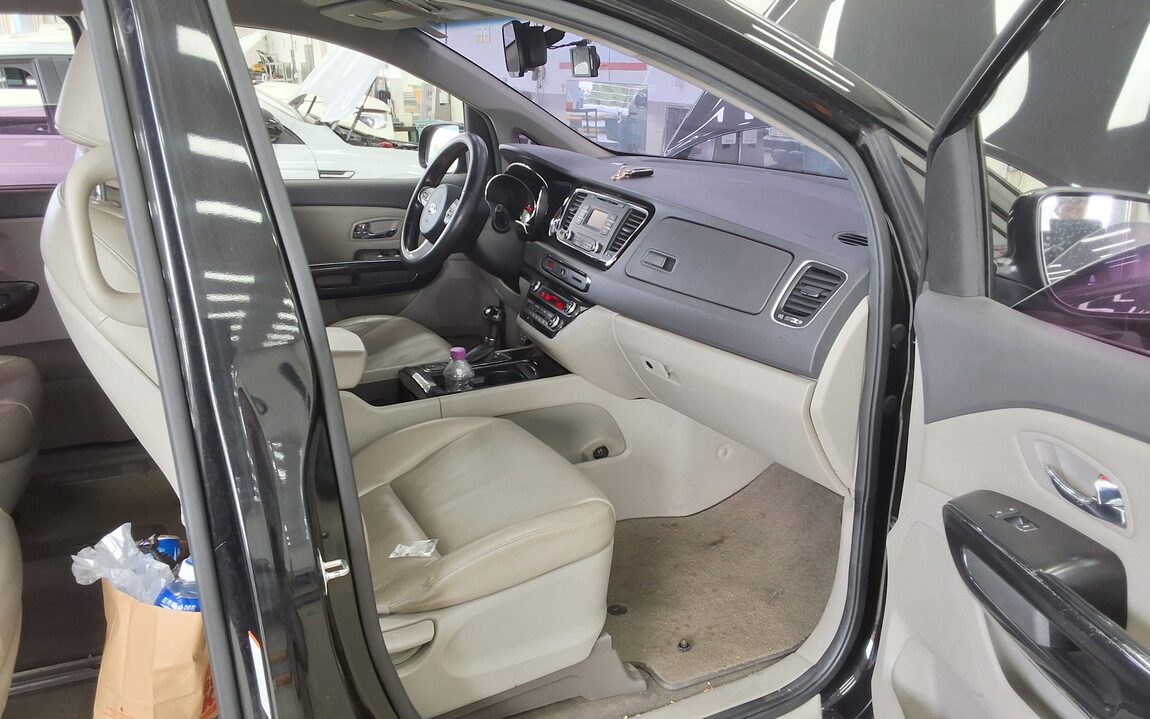 KIA ALL NEW CARNIVAL 9-SEATER DIESEL PRESTIGE 2016 - zdjęcie 14