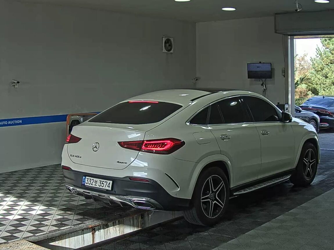 MERCEDES-BENZ GLE-CLASS (4TH GEN) GLE 400d 4MATIC COUPE 2021 - zdjęcie 5