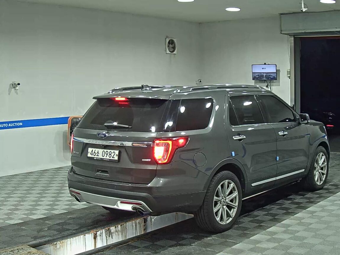 FORD EXPLORER (5TH GEN) 2.3 AWD LIMITED 2016 - zdjęcie 5