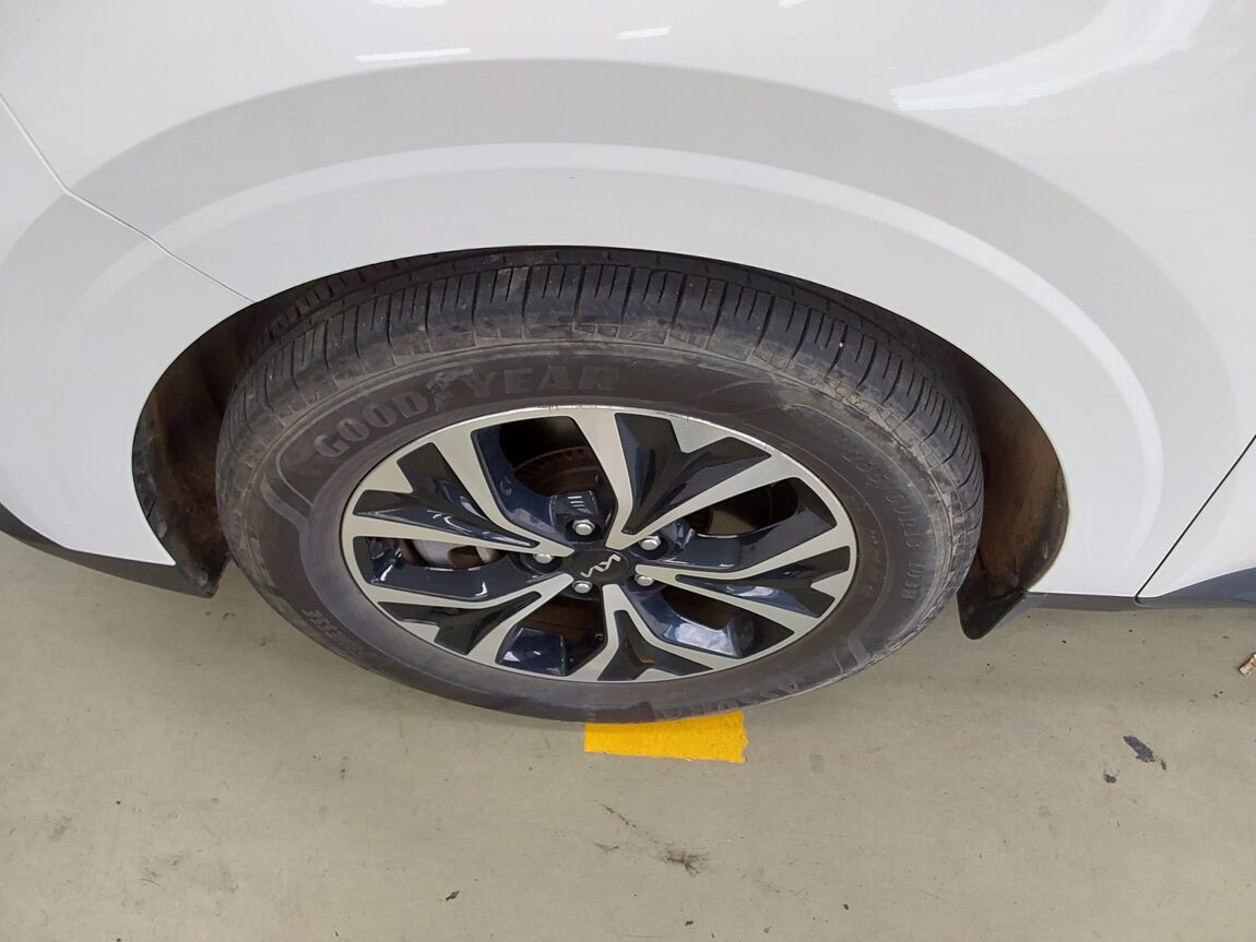 KIA NEW CARNIVAL (KA4) 11-SEATER GASOLINE PRESTIGE 2023 - zdjęcie 20