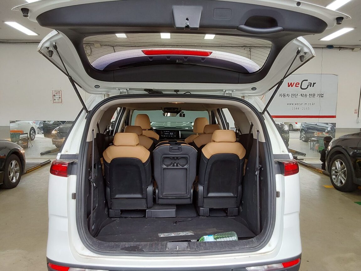 KIA NEW CARNIVAL (KA4) 11-SEATER GASOLINE PRESTIGE 2023 - zdjęcie 15