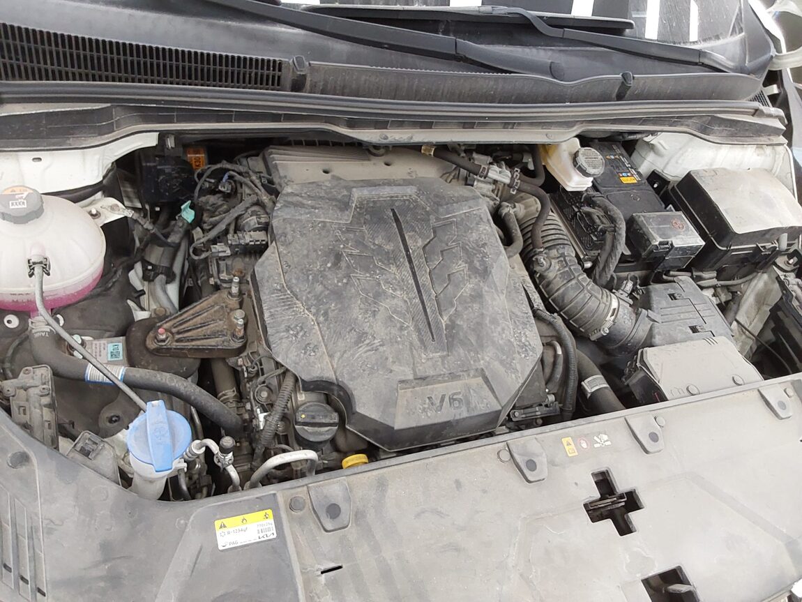 KIA NEW CARNIVAL (KA4) 11-SEATER GASOLINE PRESTIGE 2023 - zdjęcie 18