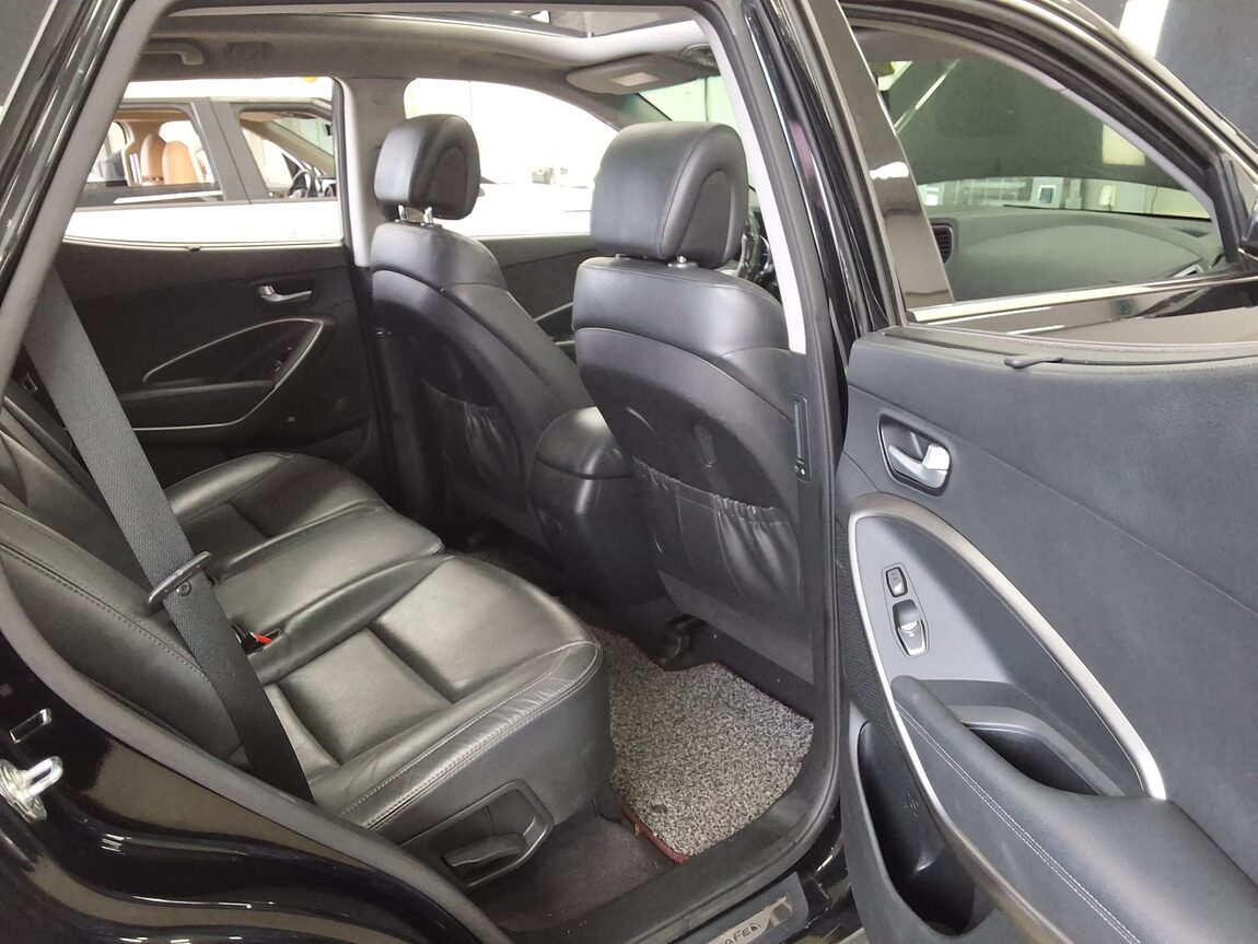 HYUNDAI SANTA FE THE PRIME DIESEL R2.0 4WD EXCLUSIVE 2016 - zdjęcie 13