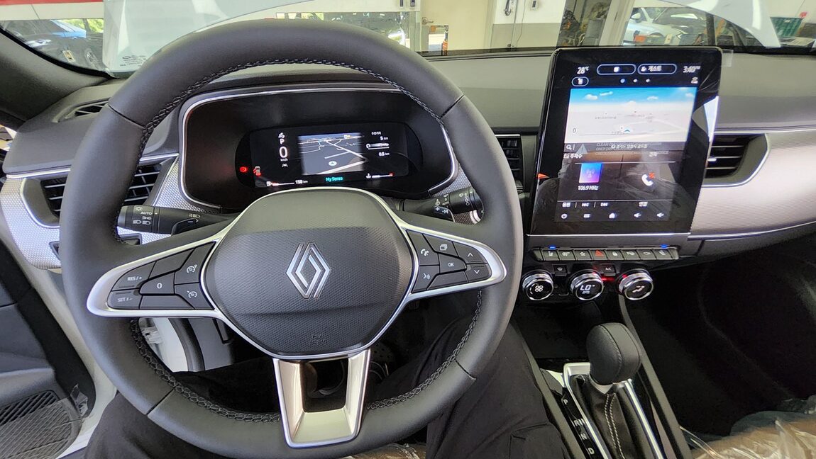 RENAULT (SAMSUNG) ARKANA 1.6 GTe ICONIC 2026 - zdjęcie 18