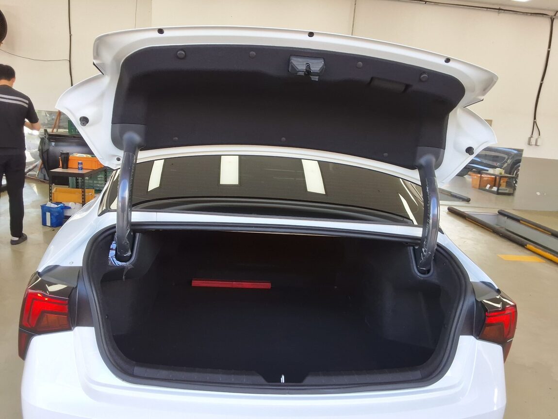 KIA THE NEW K5 (DL3) 2.0 GASOLINE PRESTIGE 2024 - zdjęcie 15