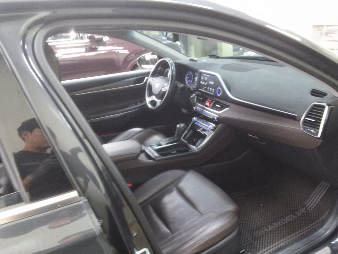 HYUNDAI GRANDEUR IG 3.0 LPi RENTAL CAR EXCLUSIVE 2018 - zdjęcie 15