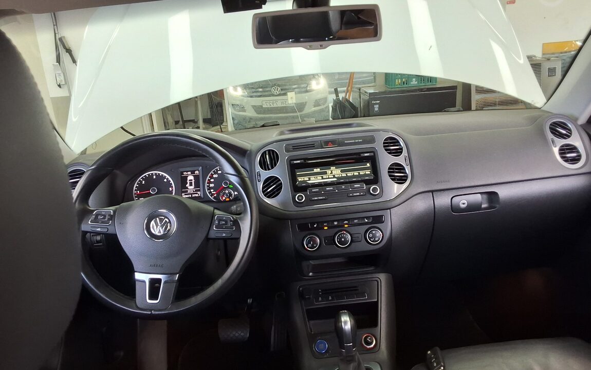 VOLKSWAGEN TIGUAN 2.0 TDI BLUEMOTION 2016 - zdjęcie 11