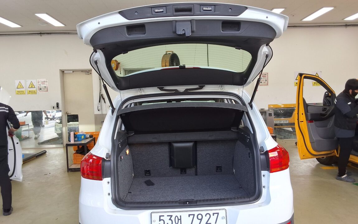 VOLKSWAGEN TIGUAN 2.0 TDI BLUEMOTION 2016 - zdjęcie 15