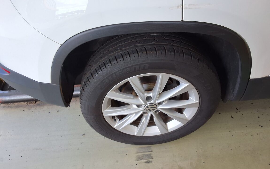 VOLKSWAGEN TIGUAN 2.0 TDI BLUEMOTION 2016 - zdjęcie 25