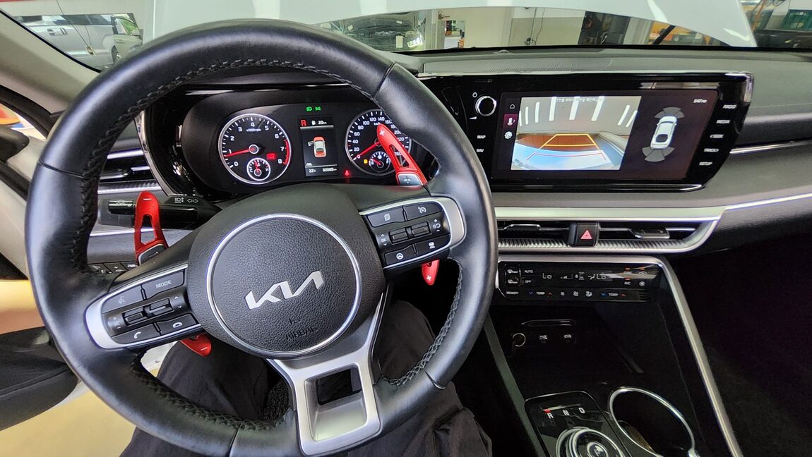 KIA NEW K5 (DL3) 2.0 GASOLINE PRESTIGE 2023 - zdjęcie 19