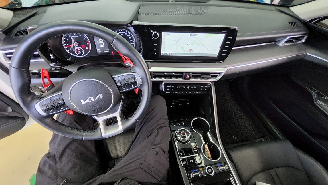 KIA NEW K5 (DL3) 2.0 GASOLINE PRESTIGE 2023 - zdjęcie 11
