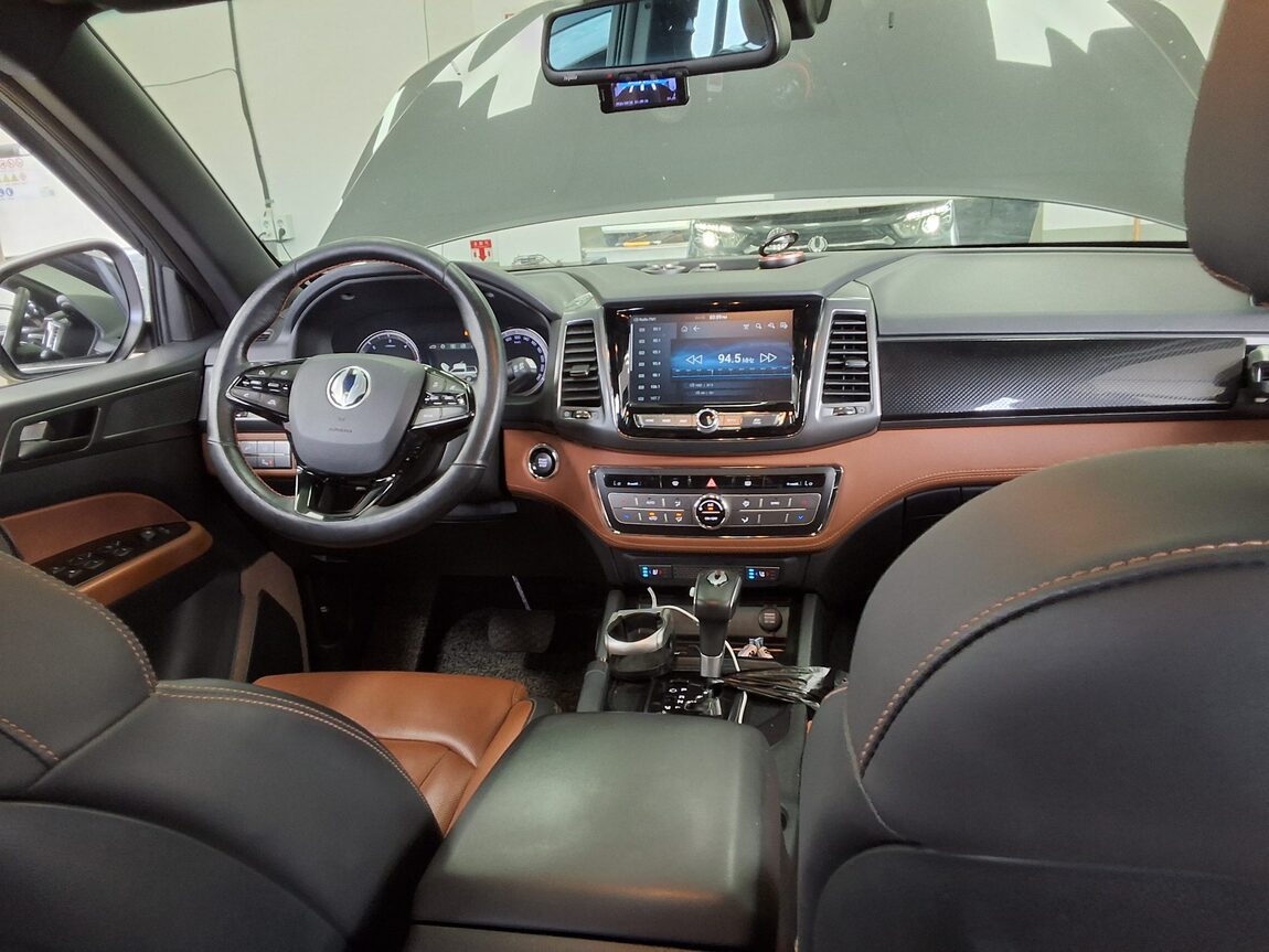 KG MOBILITY (SSANGYONG) REXTON SPORTS 2.2 4WD NOBLESSE 2020 - zdjęcie 11