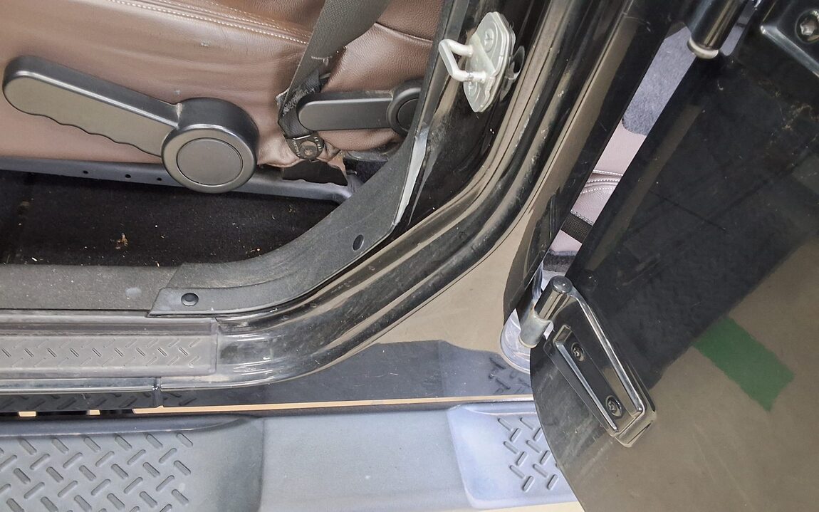 JEEP WRANGLER (JK) 2.8 RUBICON 4-DOOR 2014 - zdjęcie 16