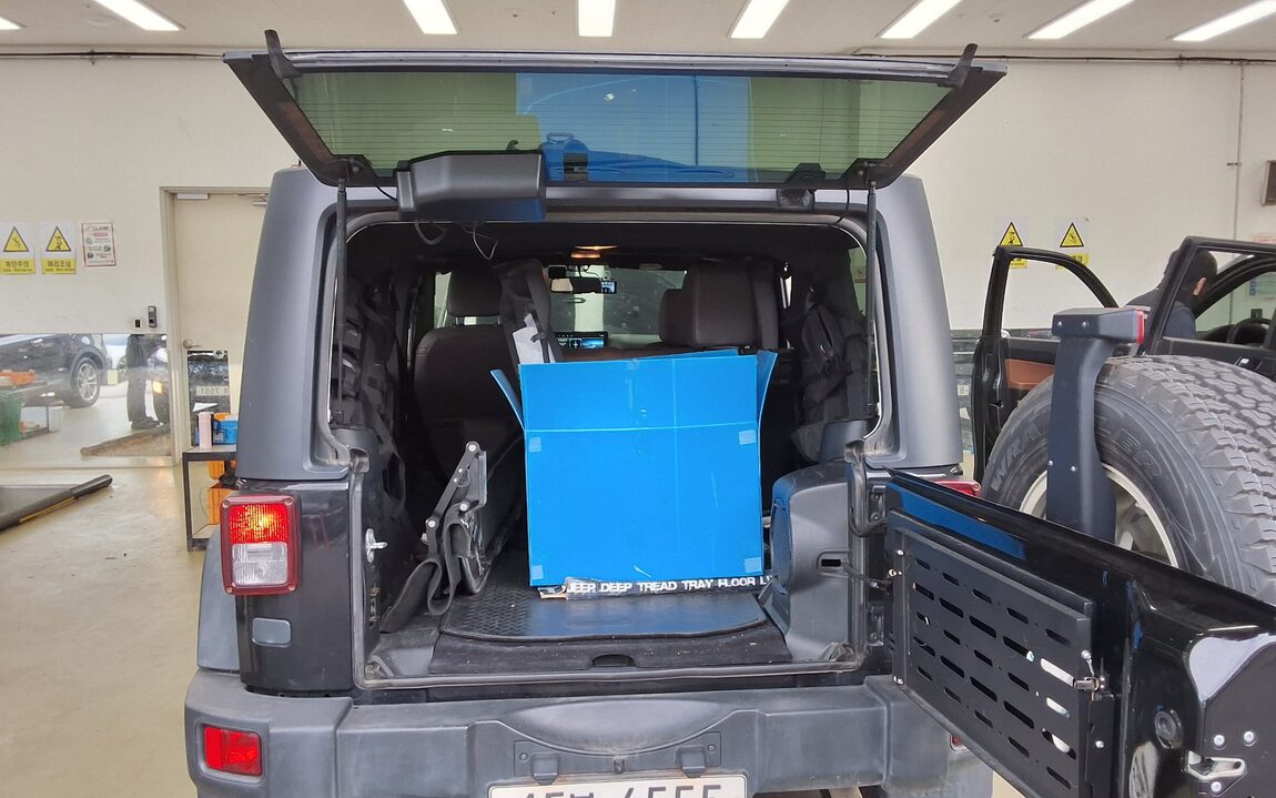 JEEP WRANGLER (JK) 2.8 RUBICON 4-DOOR 2014 - zdjęcie 15