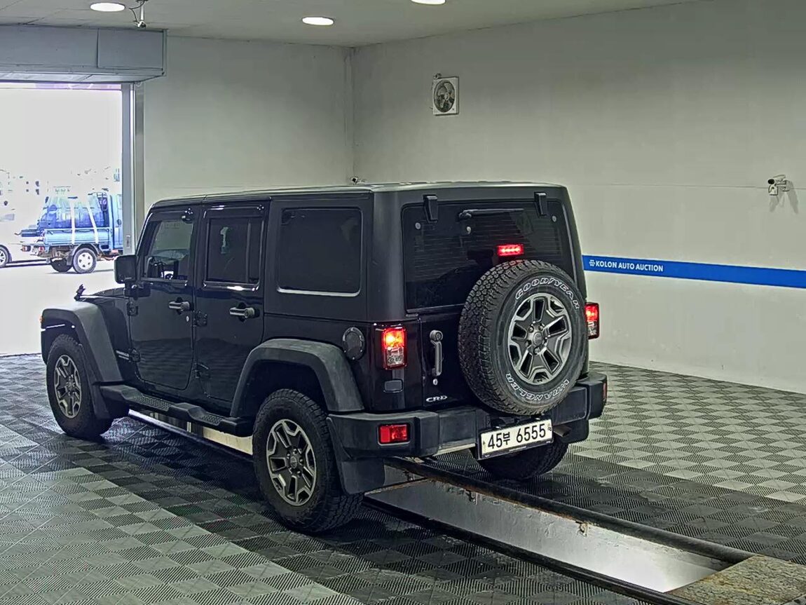JEEP WRANGLER (JK) 2.8 RUBICON 4-DOOR 2014 - zdjęcie 6