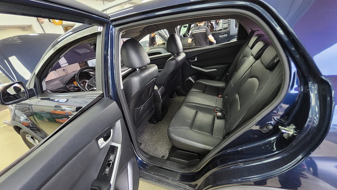 KG MOBILITY (SSANGYONG) NEW STYLE KORANDO C 2.2 2WD EXTREME EDITION 2017 - zdjęcie 12