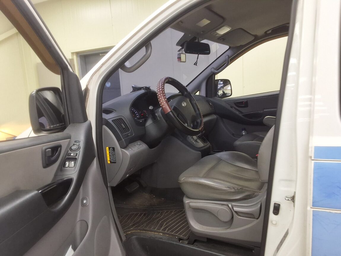 HYUNDAI GRAND STAREX 5-SEATER DIESEL VAN SMART 2017 - zdjęcie 11