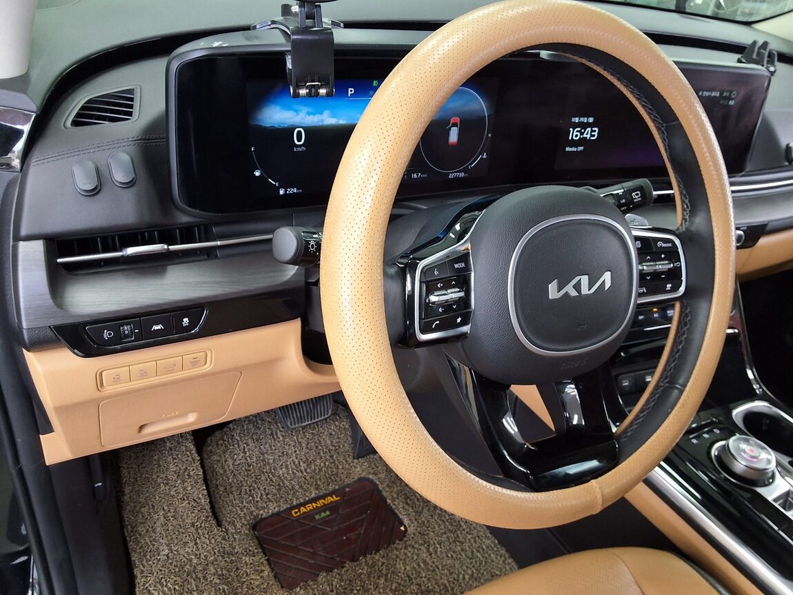 KIA NEW CARNIVAL (KA4) 9-SEATER DIESEL NOBLESSE 2022 - zdjęcie 18