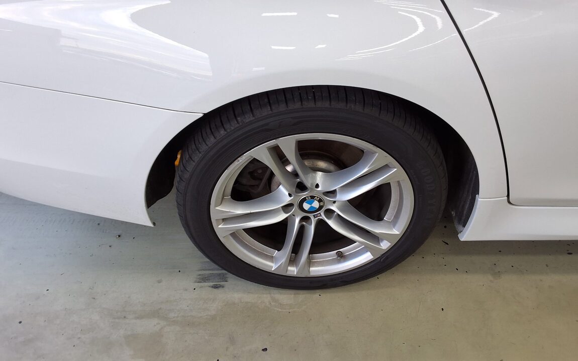 BMW 5 SERIES (6TH GEN) 520d xDRIVE M AERODYNAMIC PRO 2016 - zdjęcie 27
