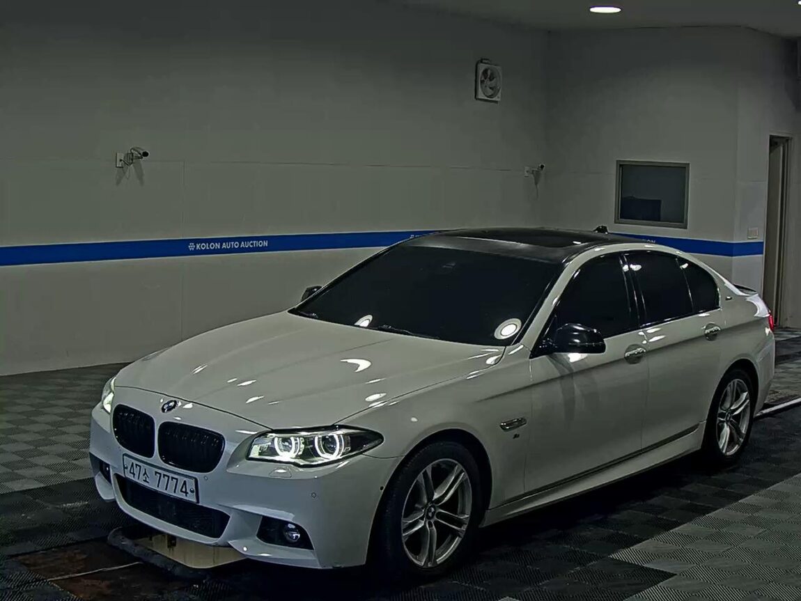 BMW 5 SERIES (6TH GEN) 520d xDRIVE M AERODYNAMIC PRO 2016 - zdjęcie 2