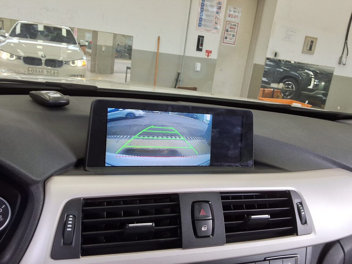 BMW 3 SERIES (6TH GEN) 320d ED EDITION 2014 - zdjęcie 18