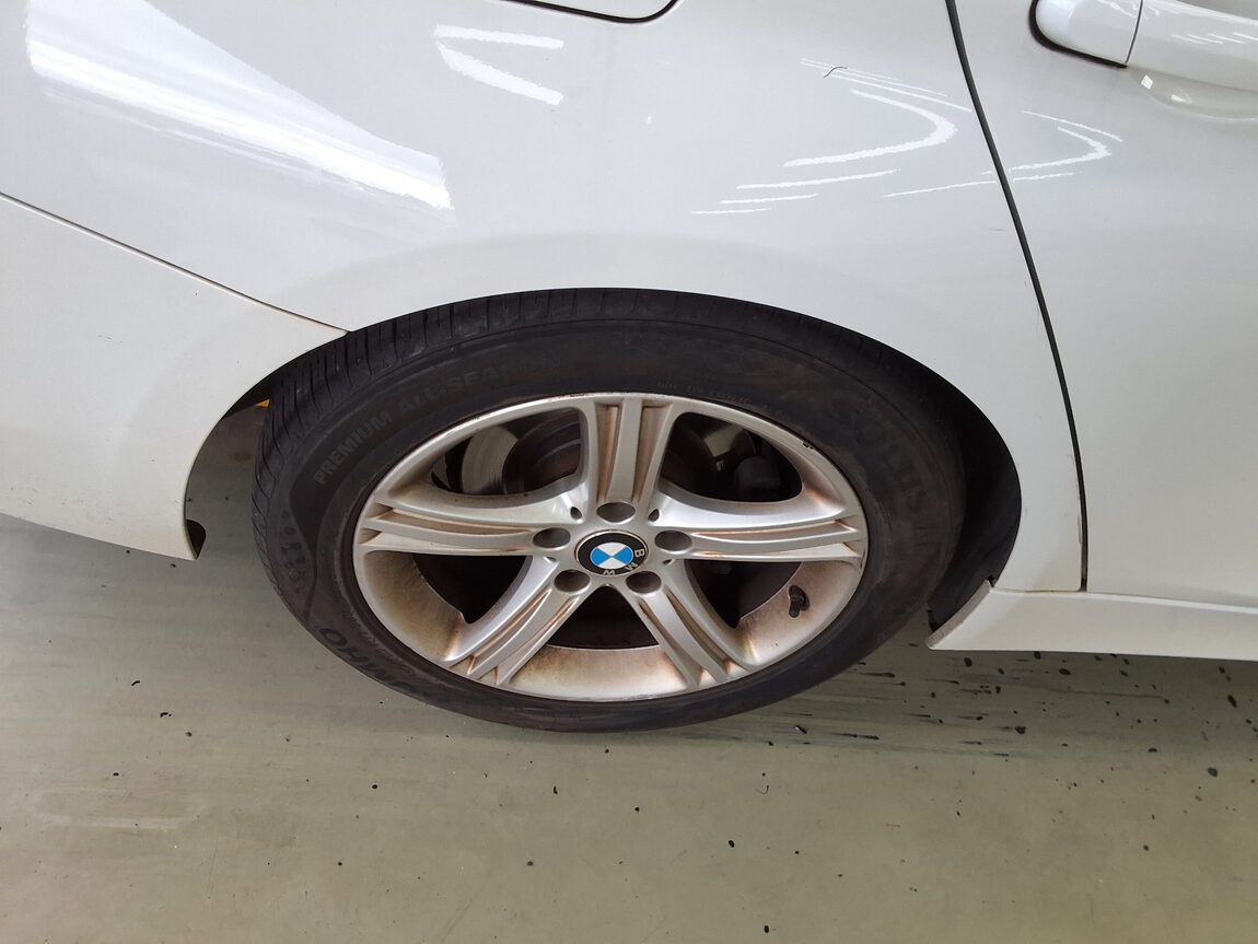 BMW 3 SERIES (6TH GEN) 320d ED EDITION 2014 - zdjęcie 26
