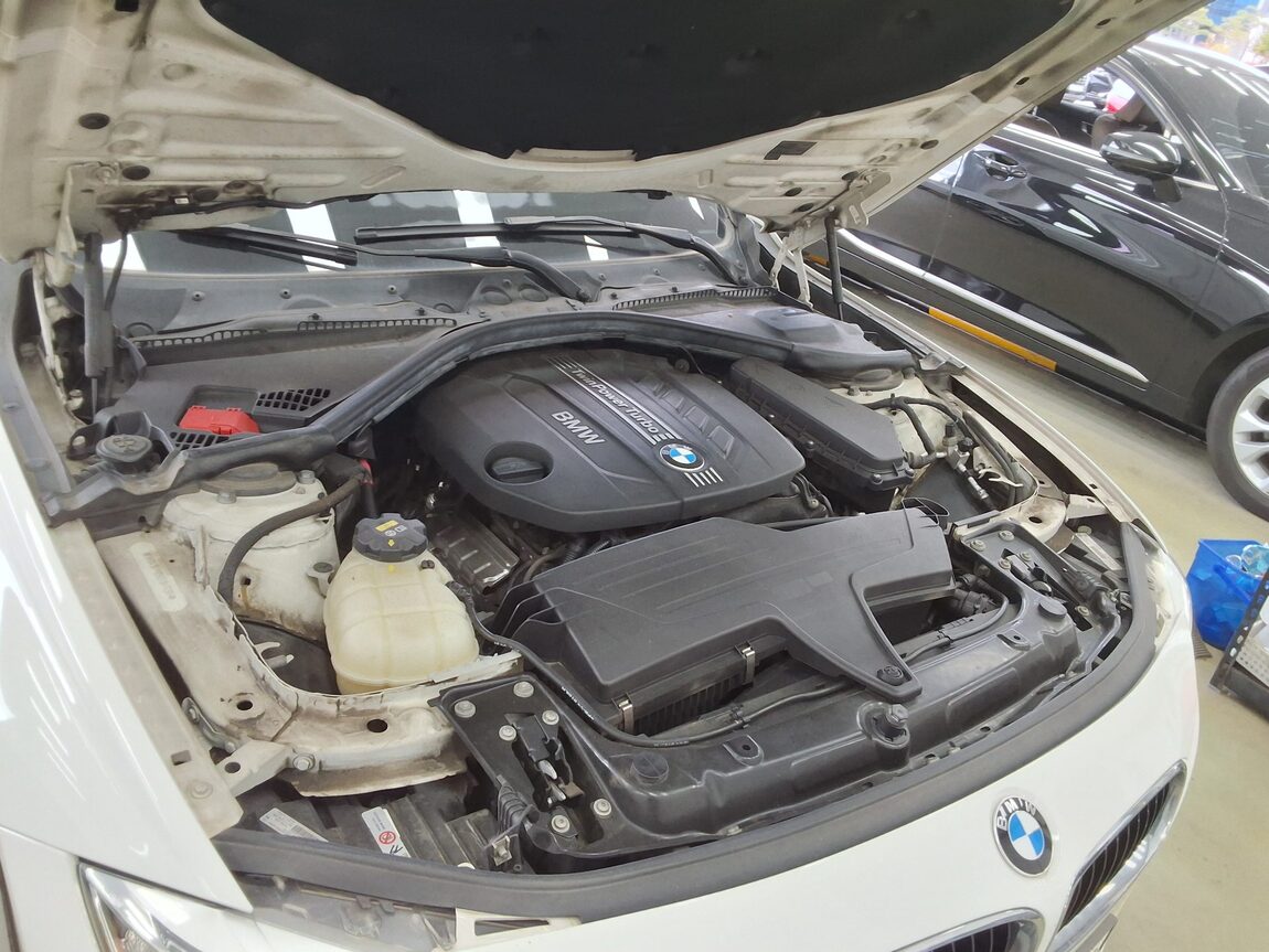 BMW 3 SERIES (6TH GEN) 320d ED EDITION 2014 - zdjęcie 20