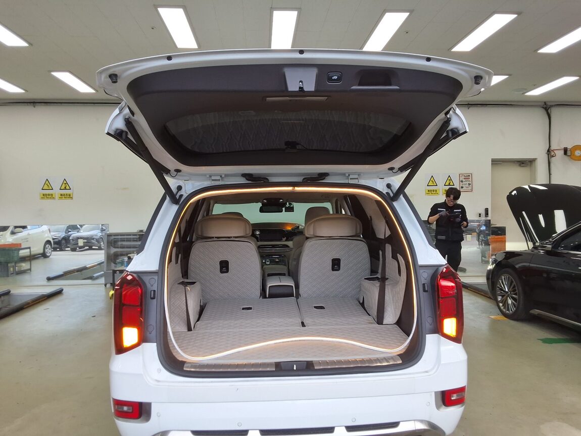 HYUNDAI PALISADE 3.8 GASOLINE AWD VIP 2021 - zdjęcie 15