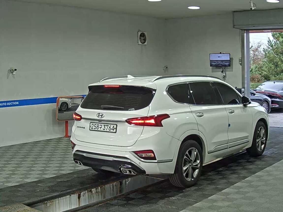HYUNDAI SANTA FE (TM) R2.2 2WD INSPIRATION 2020 - zdjęcie 5