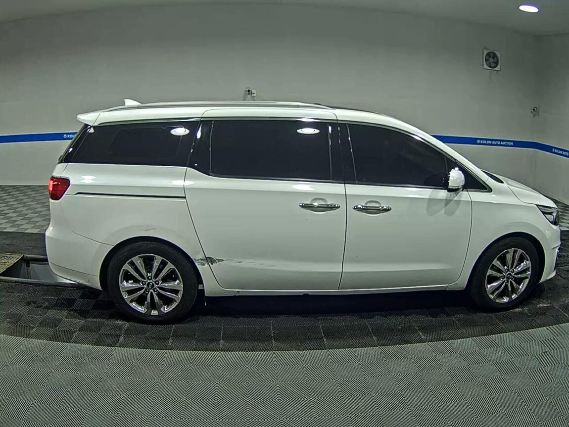 KIA ALL NEW CARNIVAL 9-SEATER DIESEL PRESTIGE 2015 - zdjęcie 4