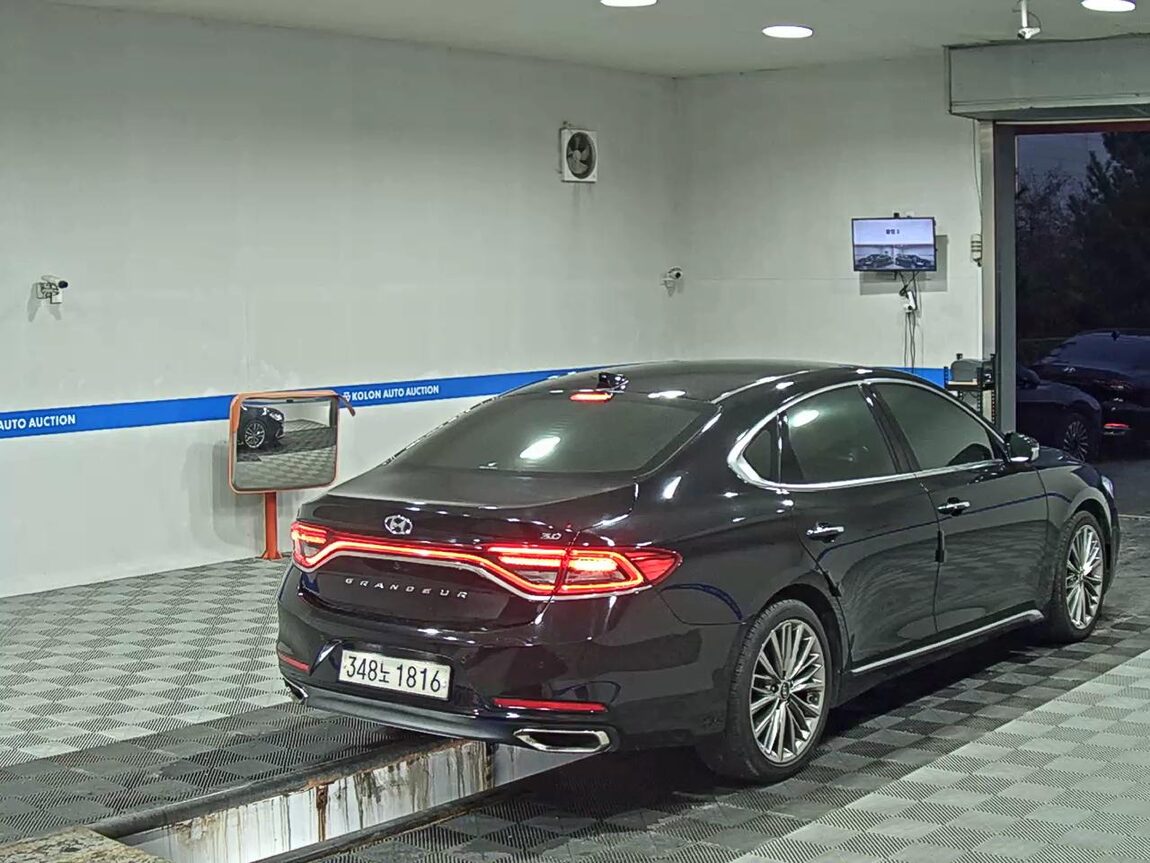 HYUNDAI GRANDEUR IG 3.0 GDi EXCLUSIVE SPECIAL 2019 - zdjęcie 5