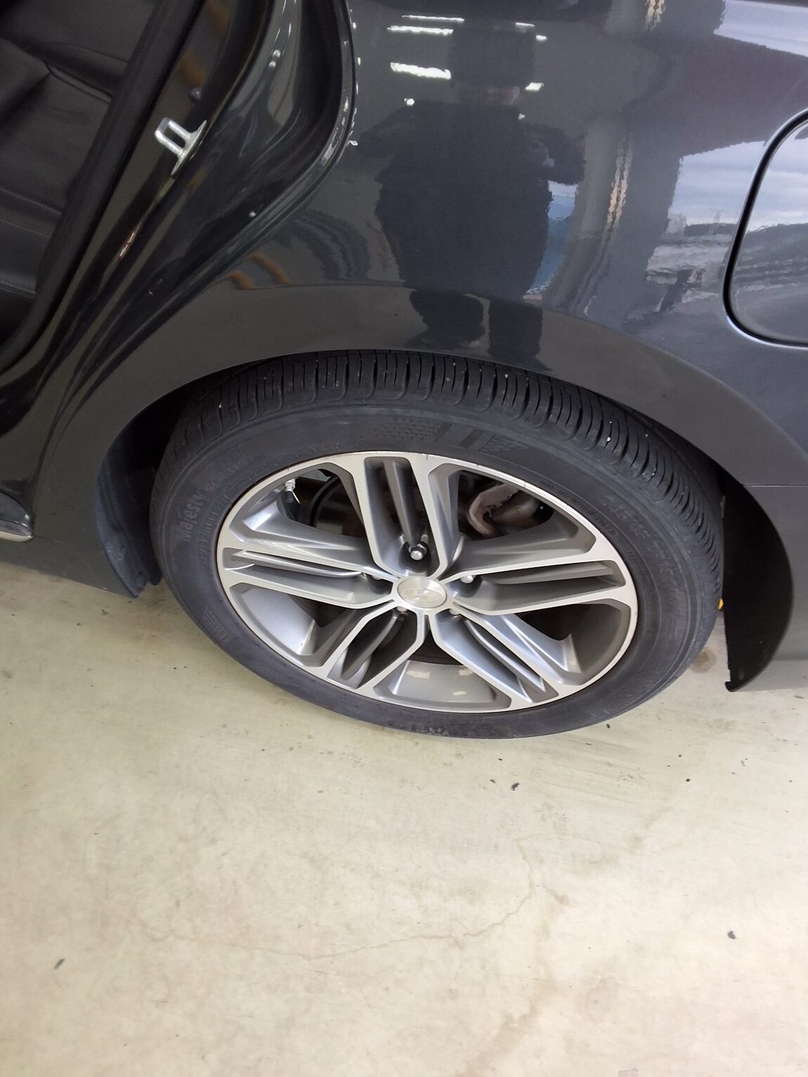 HYUNDAI GRANDEUR IG 2.4 GDi PREMIUM 2018 - zdjęcie 22