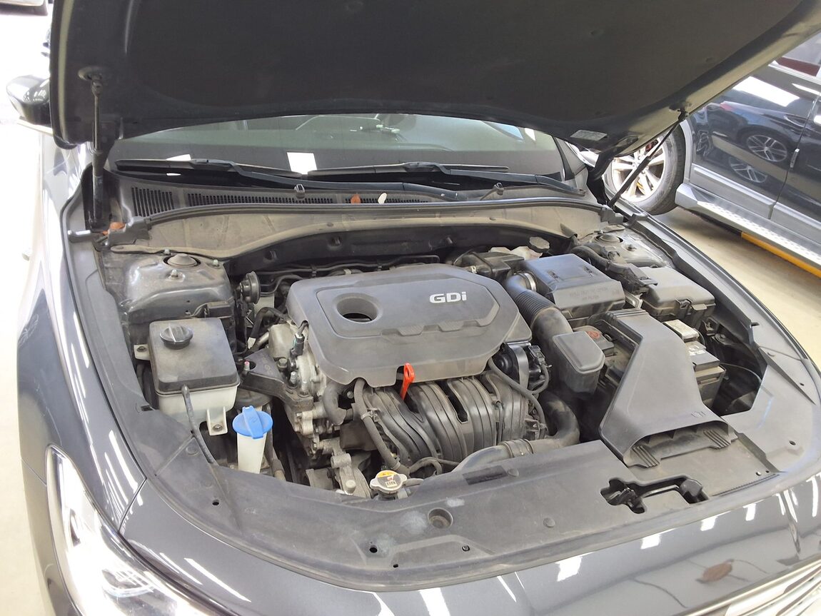 HYUNDAI GRANDEUR IG 2.4 GDi PREMIUM 2018 - zdjęcie 19
