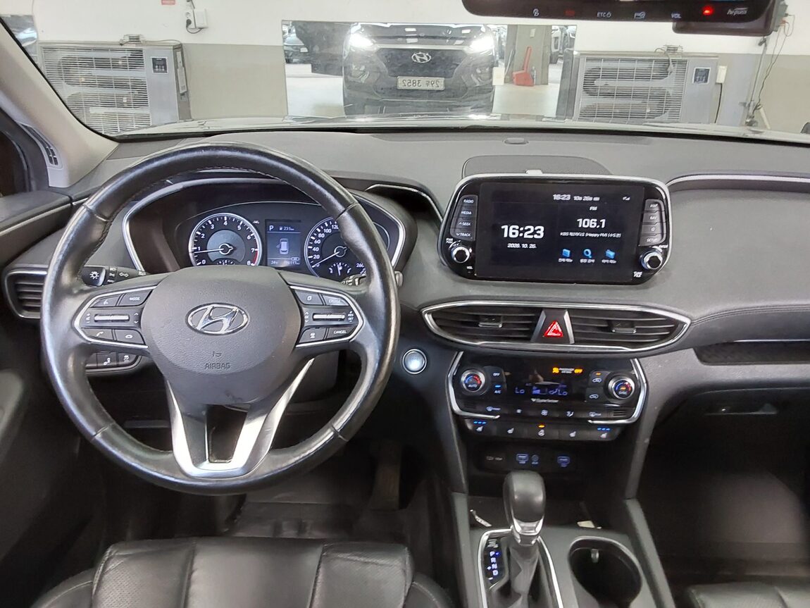 HYUNDAI SANTA FE (TM) 2.0T GDi 2WD PREMIUM 2019 - zdjęcie 11