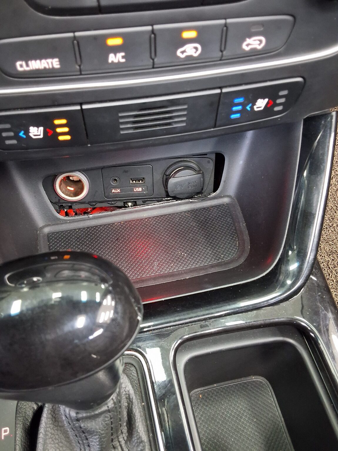 KIA NEW SORENTO R R2.0 2WD PRESTIGE 2014 - zdjęcie 25