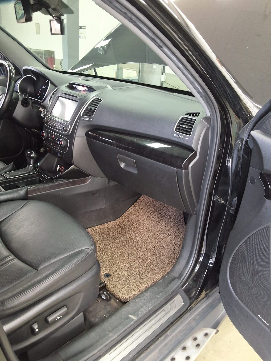 KIA NEW SORENTO R R2.0 2WD PRESTIGE 2014 - zdjęcie 14