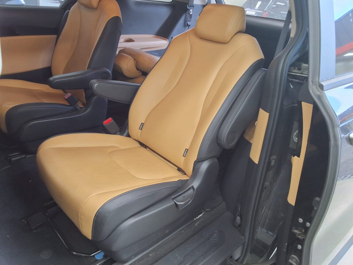 KIA NEW CARNIVAL (KA4) 9-SEATER DIESEL PRESTIGE 2022 - zdjęcie 12