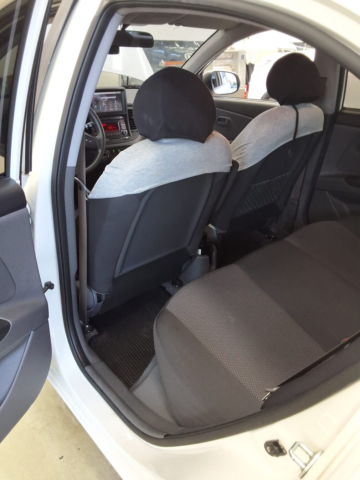 KIA PRIDE (NEW) 4-DOOR 1.4 DOHC LX 2011 - zdjęcie 12