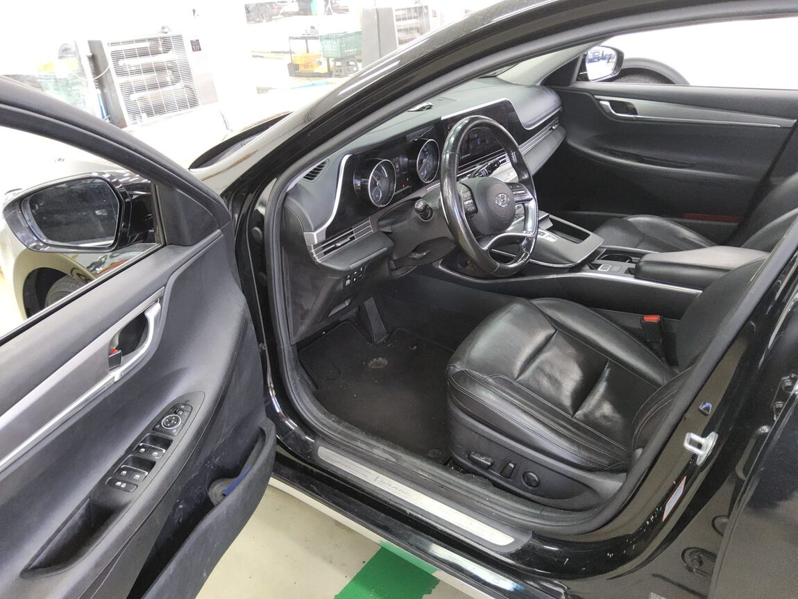 HYUNDAI THE NEW GRANDEUR IG HYBRID 2.4 HEV PREMIUM CHOICE 2021 - zdjęcie 10