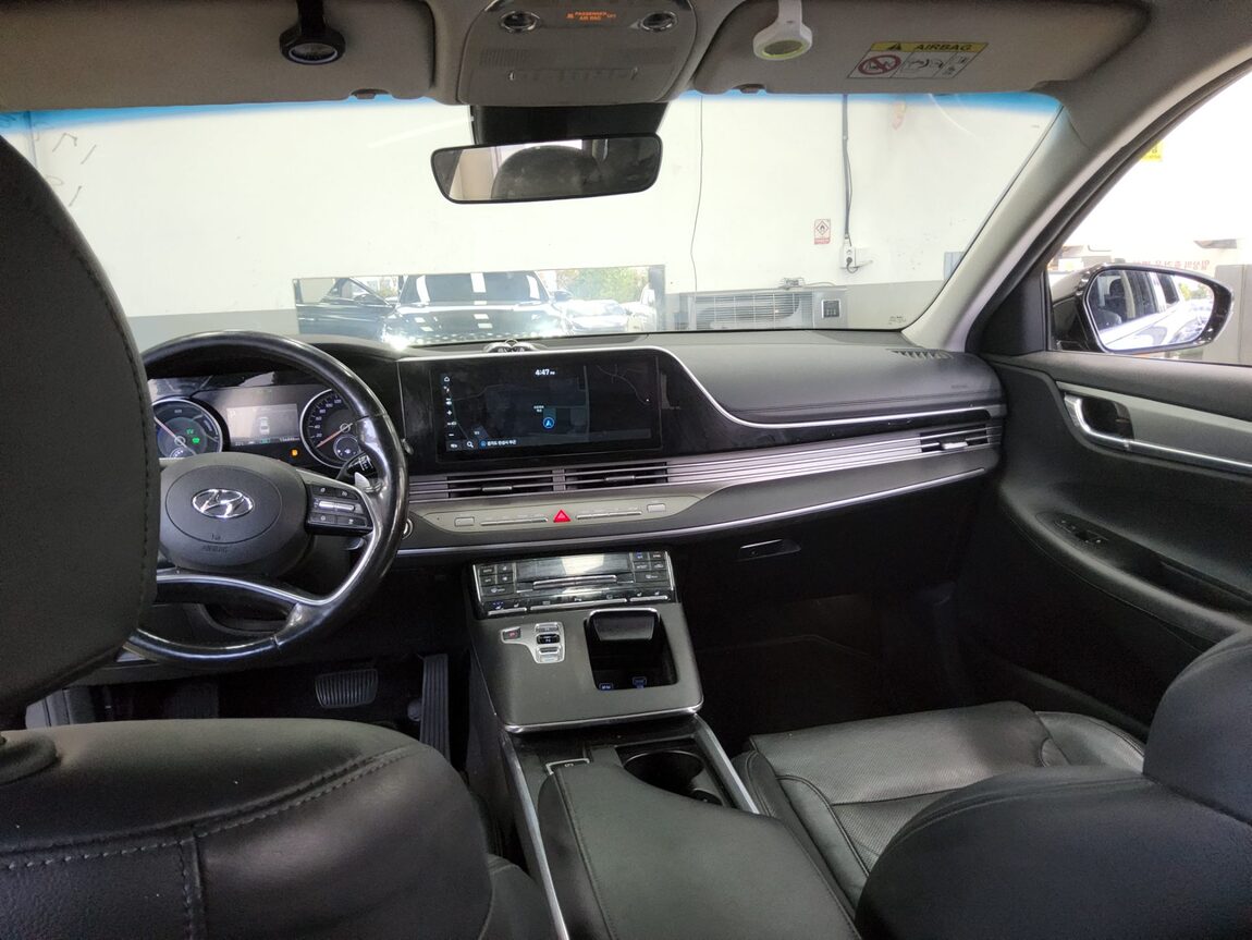 HYUNDAI THE NEW GRANDEUR IG HYBRID 2.4 HEV PREMIUM CHOICE 2021 - zdjęcie 11