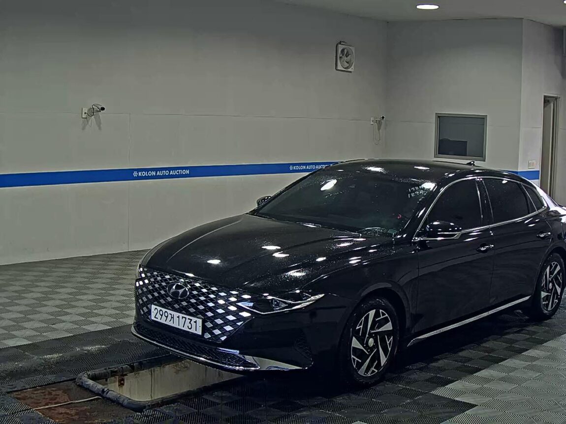 HYUNDAI THE NEW GRANDEUR IG HYBRID 2.4 HEV PREMIUM CHOICE 2021 - zdjęcie 2
