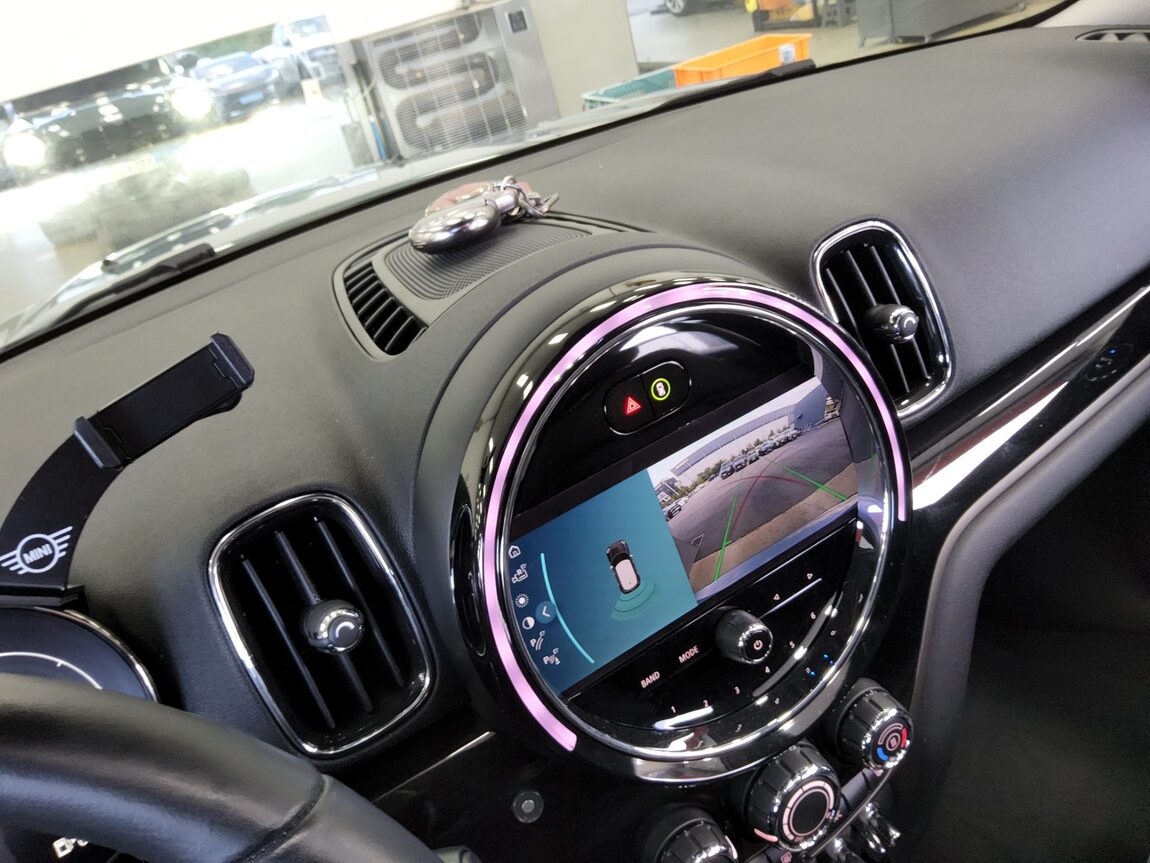 MINI COUNTRYMAN (2ND GEN) 1.5 CLASSIC 2022 - zdjęcie 17