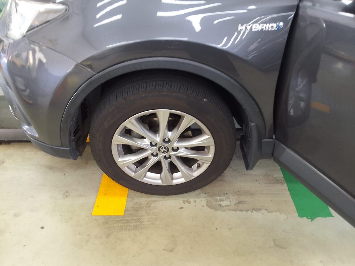 TOYOTA RAV4 (4TH GEN) 2.5 4WD HYBRID 2016 - zdjęcie 23